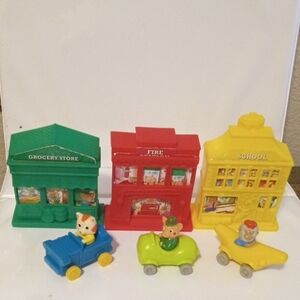 Vibrant Playset with Vehicles